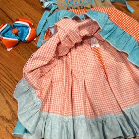 Adaline monogram pumpkin dress and matching bow - Picture 4 of 5